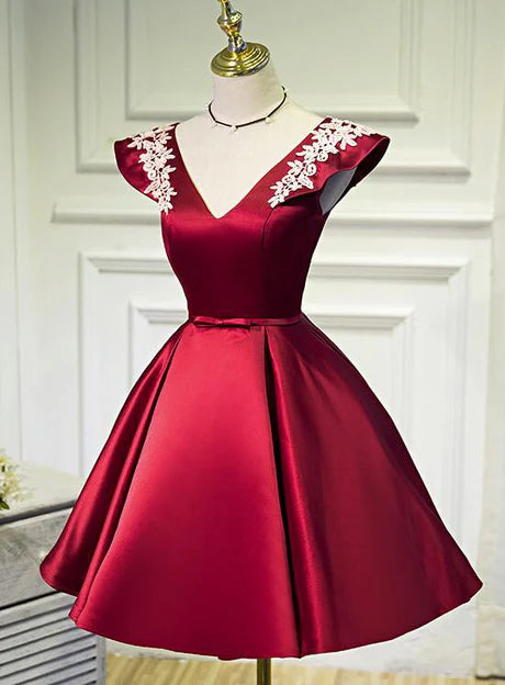 Luolandi Lovely Cap Sleeves Short Party Dresses Satin Homecoming Dress Elegant Evening Dress
